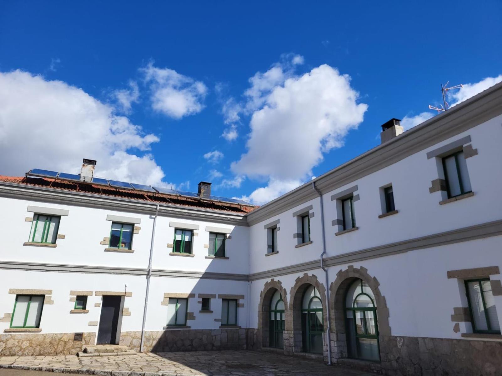 Albergue De Villamanín Exterior photo